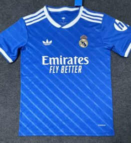 Maillot extérieur Real Madrid 2025-2026 _ Real Madrid away jersey 2025-2026 (2)